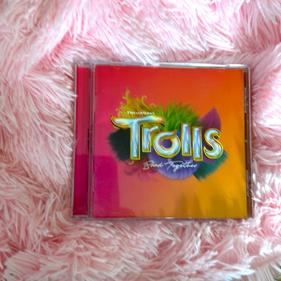 Trolls CD soundtrack. - Picture 1 of 2